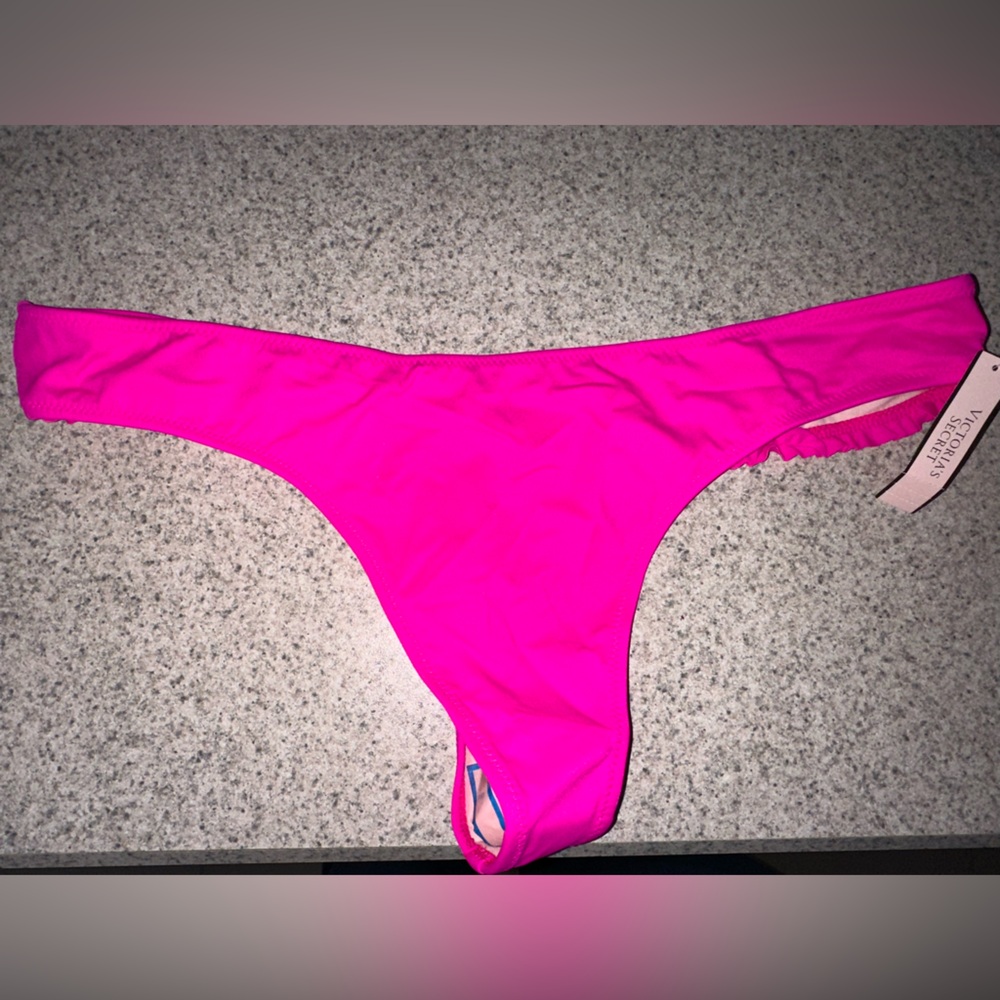 NWT Victoria’s Secret pink thong swim bikini bottom size Large